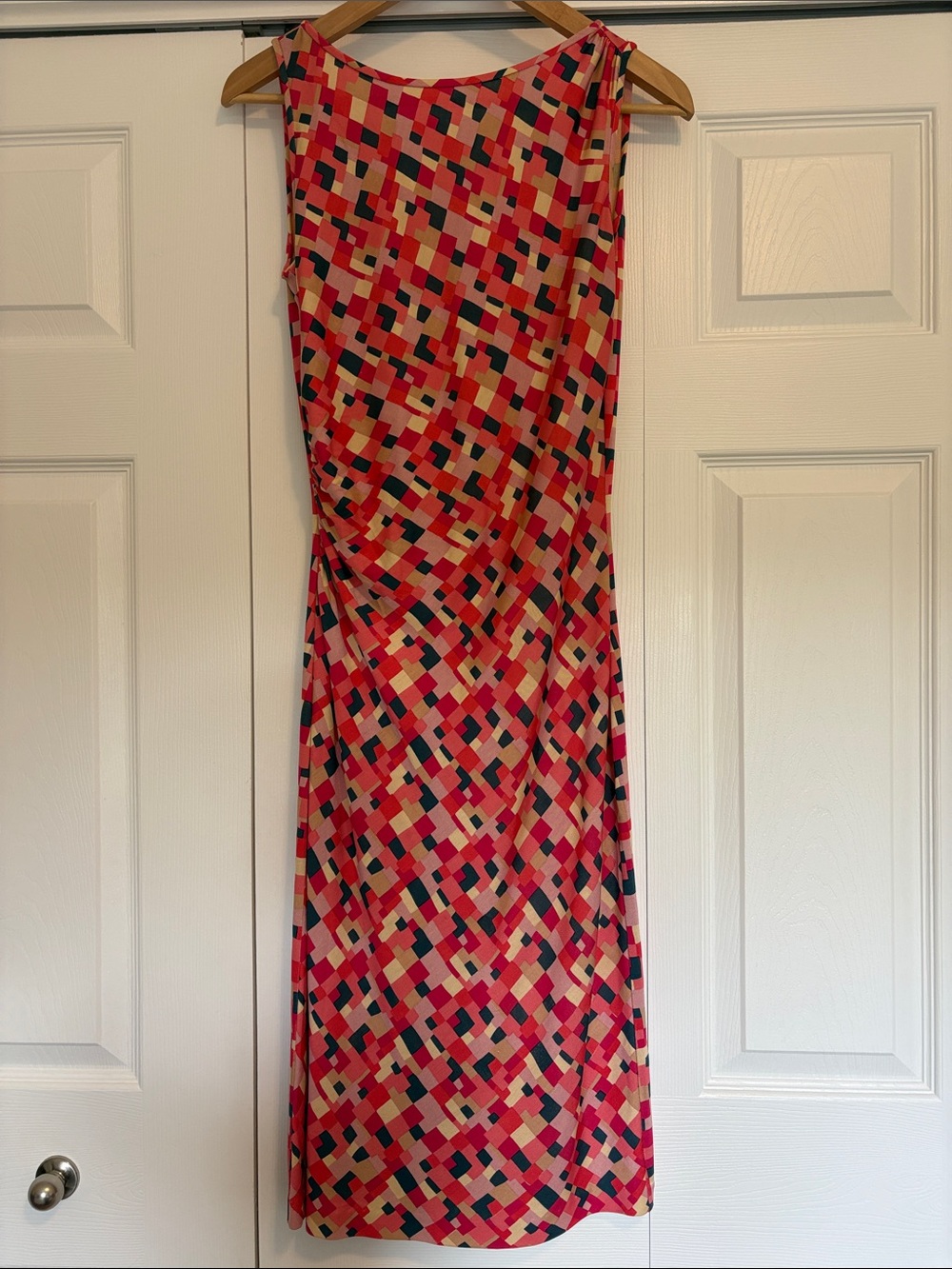 Diane von Furstenberg DVF 100% Silk Geometric Print Fitted Dress – Size 4